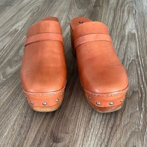 New Free People clogs